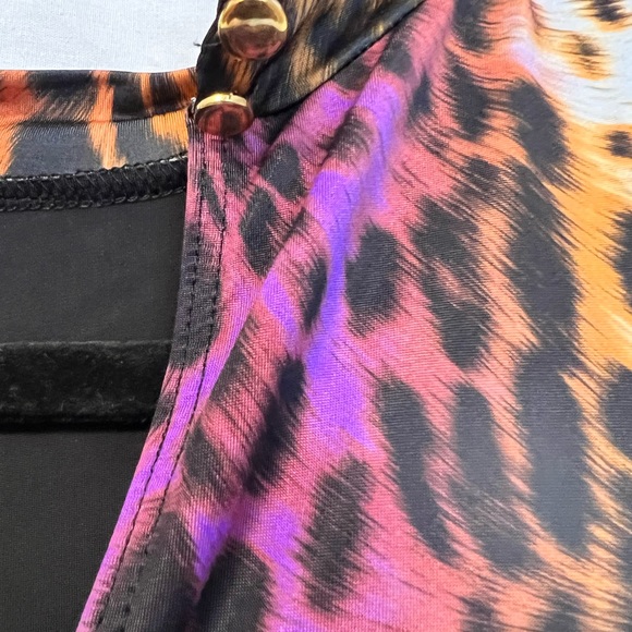 Gorgeous Leopard Print Dress - Picture 3 of 9